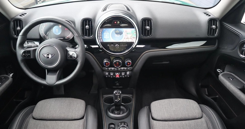 MINI Countryman cena 129900 przebieg: 11600, rok produkcji 2023 z Jasło małe 121